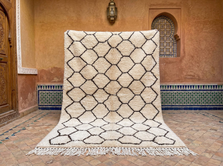 Cream Dark Rounded Diamond Lattice Custom Moroccan Rug - Africancreates