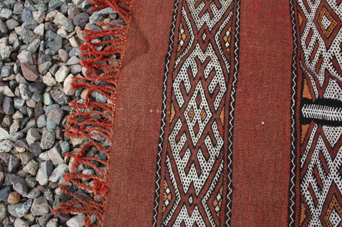 10.69x4.88 ft Vintage kilim rug , kilim rugs , Moroccan berber rug , Moroccan kilim,  kilim carpet, moroccan kilim rug,berber rug