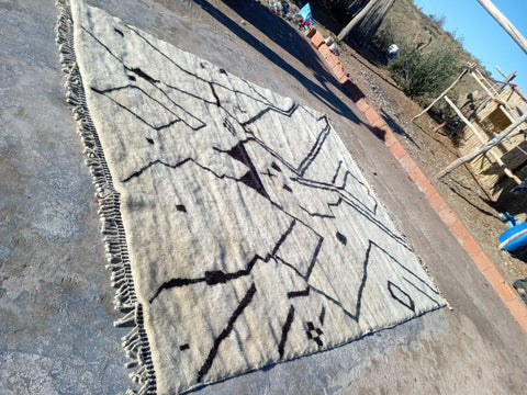 Off white Mrirt authentic Moroccan rug