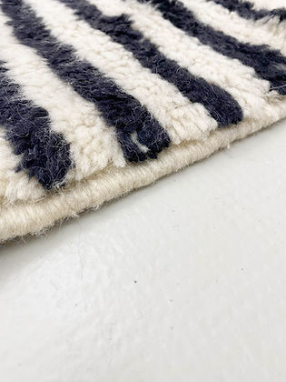 Black stripes Modern contemporary design Beni Ourain Berber area Moroccan Mrirt 8x10 rugs | wool handmade Moroccan 9x12 rugs