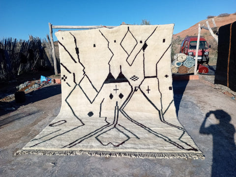 Off white Mrirt authentic Moroccan rug