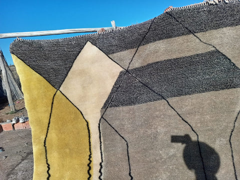 Authentic Mrirt Moroccan rug , very soft thick pile - Africancreates