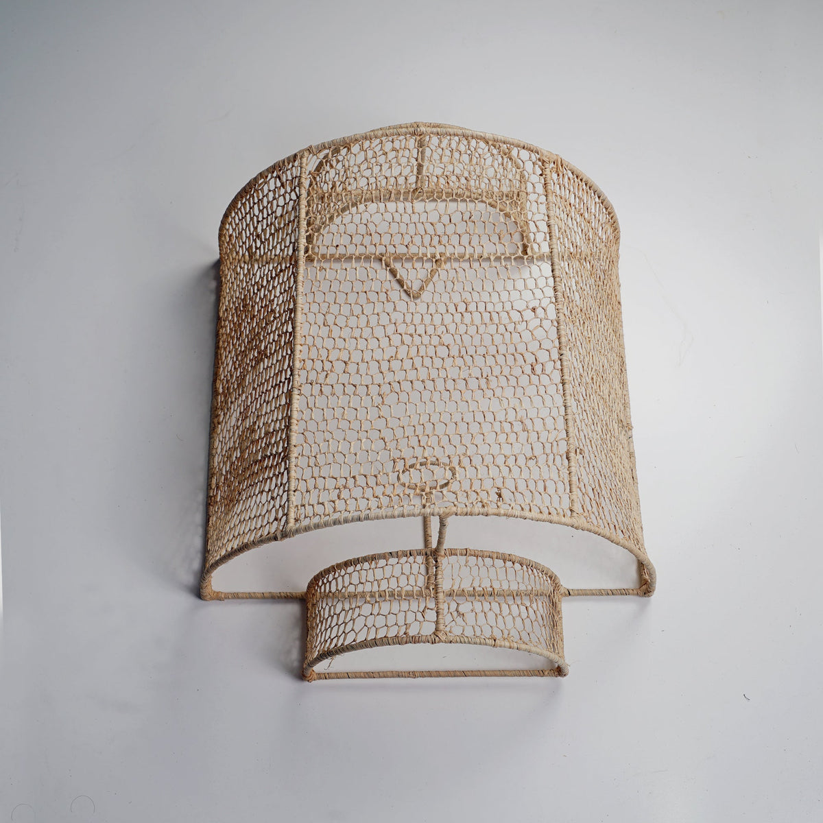 Braided raffia wall lamp - Octagonal - Africancreates