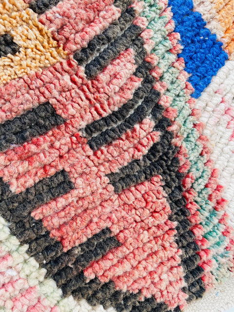 Boujad Moroccan Rug, Handmade Boujaad Rug, Authentic Moroccan Rug, Abstract Berber Rug, pink Wool Rug, Sheep Wool Rug, Bohemian Rug.