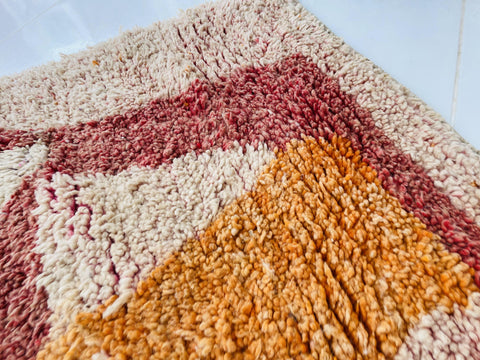 Boujad Moroccan Rug, Handmade Boujaad Rug, Authentic Moroccan Rug, Abstract Berber Rug, pink Wool Rug, Sheep Wool Rug, Bohemian Rug.