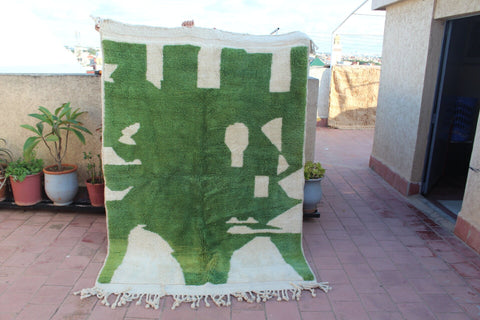 Moroccan rug with attractive modern design, Azilal rug 5 ft X 6.8 ft moroccan rug, Beni ourain rug, Teppish ,Green Olive and White rug