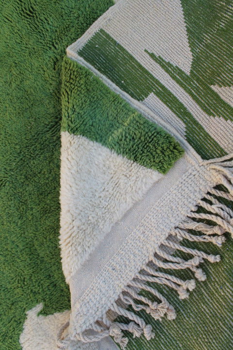 Moroccan rug with attractive modern design, Azilal rug 5 ft X 6.8 ft moroccan rug, Beni ourain rug, Teppish ,Green Olive and White rug