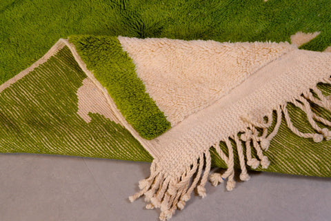 Moroccan rug with attractive modern design, Azilal rug 5 ft X 6.8 ft moroccan rug, Beni ourain rug, Teppish ,Green Olive and White rug