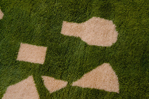 Moroccan rug with attractive modern design, Azilal rug 5 ft X 6.8 ft moroccan rug, Beni ourain rug, Teppish ,Green Olive and White rug