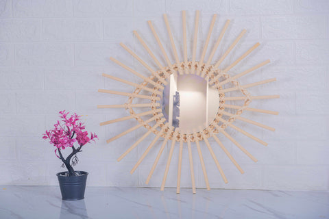 Miroir en oeil de rotin