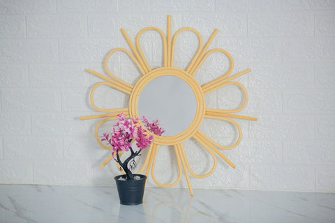 Miroir mural rond en rotin Fleur - décoration murale - écru naturel fait main - Miroir bohème en rotin - Miroir décoratif mural - Miroirs en osier