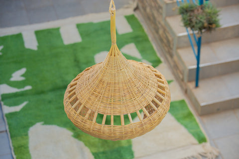 Suspension conique en osier