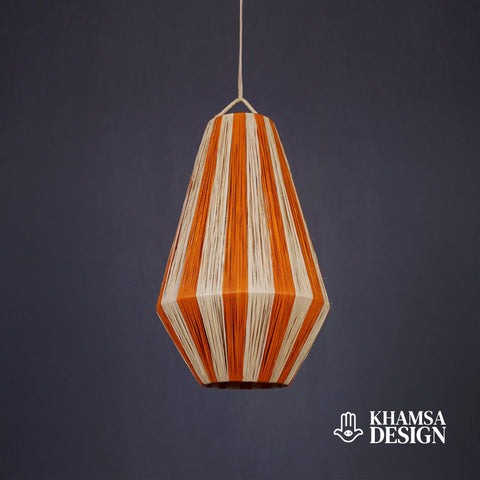 suspension en raphia, éclairage naturel