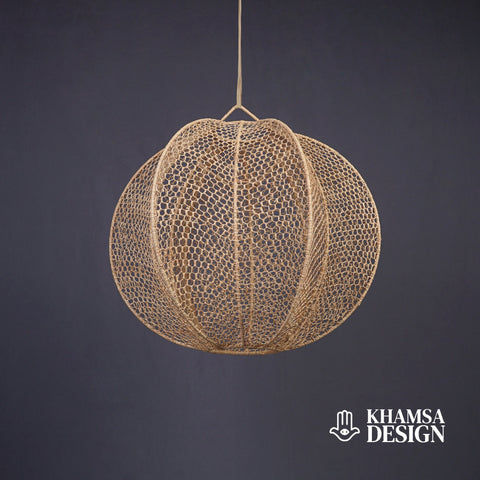 Suspension boule en raphia