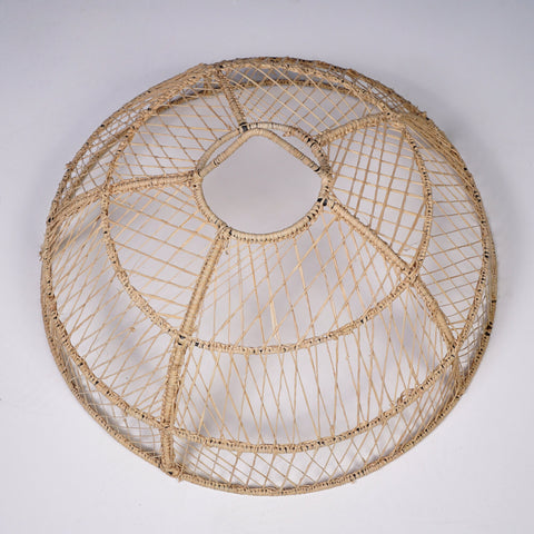 Suspension Bell en raphia et abat-jour en dentelle