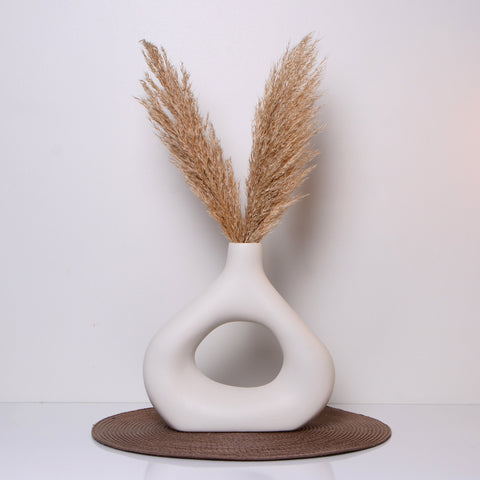 Vase nordique en céramique - Élément décoratif blanc élégant