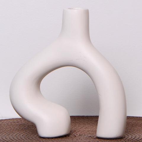 Vase nordique en céramique - Élément décoratif blanc élégant