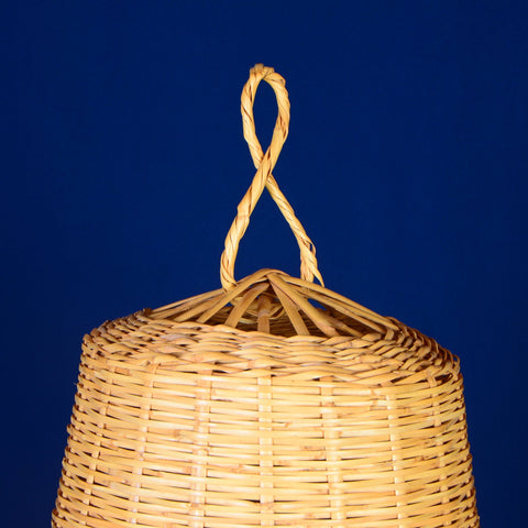 Suspension conique en osier