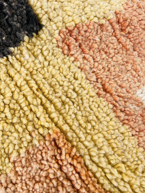 Boujad Moroccan Rug, Handmade Boujaad Rug, Authentic Moroccan Rug, Abstract Berber Rug, pink Wool Rug, Sheep Wool Rug, Bohemian Rug.
