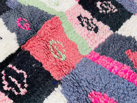Boujad Moroccan Rug, Handmade Boujaad Rug, Authentic Moroccan Rug, Abstract Berber Rug, Purple pink Wool Rug, Sheep Wool Rug, Bohemian Rug.