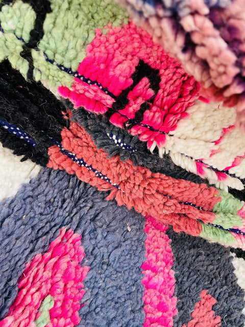 Boujad Moroccan Rug, Handmade Boujaad Rug, Authentic Moroccan Rug, Abstract Berber Rug, Purple pink Wool Rug, Sheep Wool Rug, Bohemian Rug.