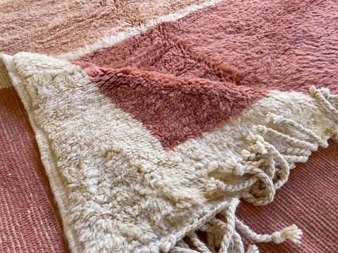 Luxurious Comfort with Moroccan Mrirt Rugs: Textured Treasures for Your Home