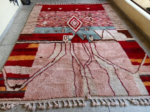 Unique Anouk Ikat Moroccan Mrirt Rug: Add a Touch of Global Glamour with a Fusion of Ikat Patterns and Traditional Mrirt Weaving Techniques