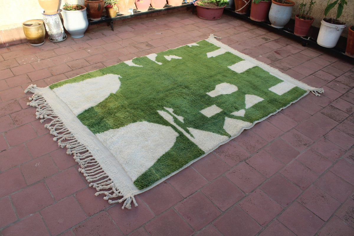 Moroccan rug with attractive modern design, Azilal rug 5 ft X 6.8 ft moroccan rug, Beni ourain rug, Teppish ,Green Olive and White rug - Africancreates