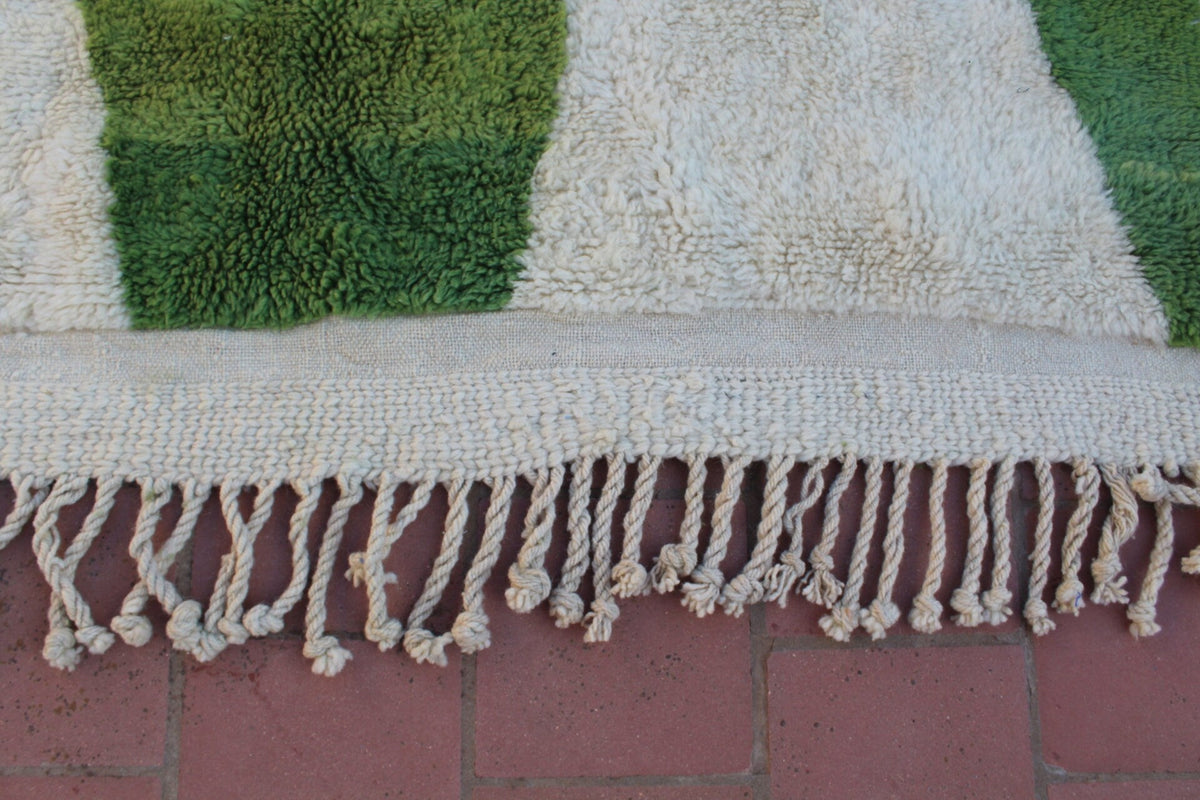 Moroccan rug with attractive modern design, Azilal rug 5 ft X 6.8 ft moroccan rug, Beni ourain rug, Teppish ,Green Olive and White rug - Africancreates
