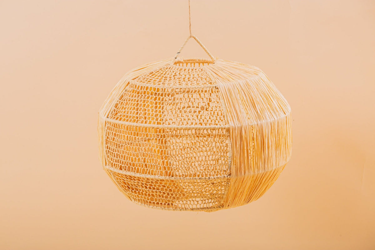 Suspension boule en raphia - Africancreates