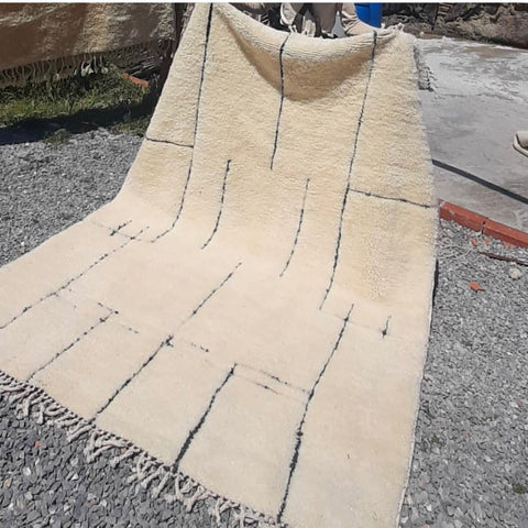 Beni Mrirt White Moroccan berber rug , beni ourain custom and handmade with natural wool - Africancreates