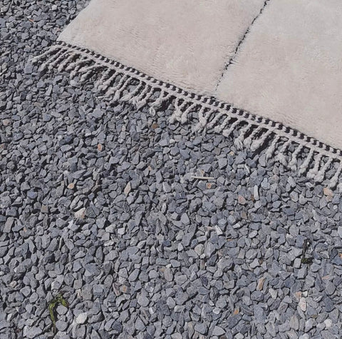 Gorgeous Beni Mrirt White Moroccan berber rug , beni ourain custom and handmade with natural wool - Africancreates