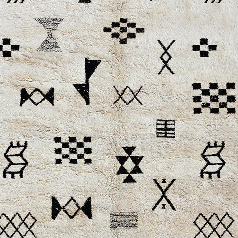 Moroccan Tribal Wool Rug, Handmade Beni Ourain Rug, Black and White area rug