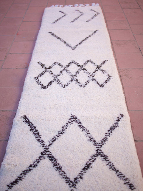 Moroccan Runner Rug 2 FT x 7 FT, , Berber Hallway Runner Rug 2x7 White Beniourain runner, Stair rug,Sheep Wool Rug, Tufted Rug, Striped Rug