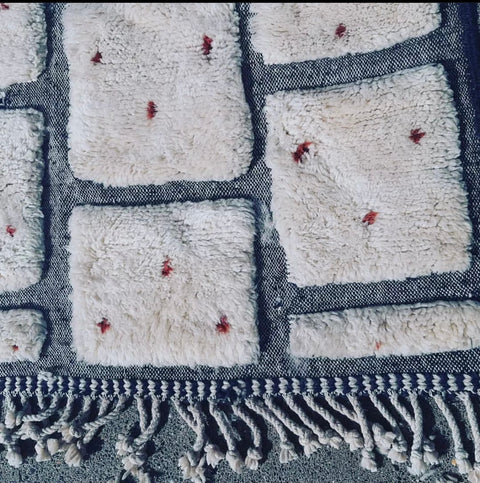 Fancy quality Beni Mrirt White Moroccan berber rug , beni ourain custom and handmade with natural wool