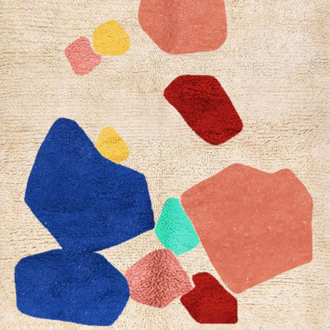 Side view of the multicolor abstract design rug highlighting its unique abstract pattern.