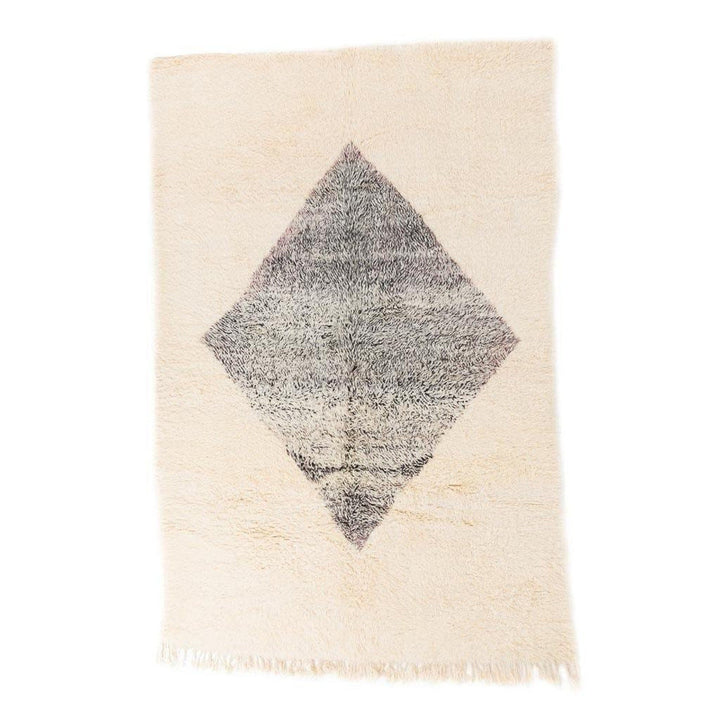 Front view of the gray diamond patterned rug featuring a soft texture.