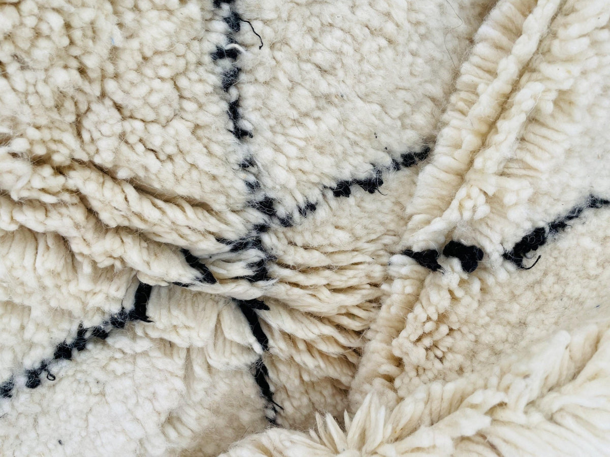 VINTAGE Moroccan Rug, Handmade Rug, Vintage Authentic Moroccan Rug, Abstract Berber Rug,Wool Rug, Sheep Wool Rug, Beni ourain rug - Africancreates